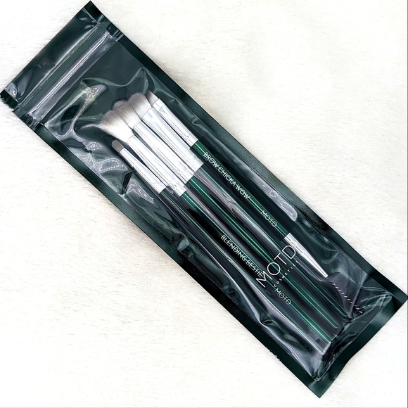 MOTD Makeup Motd Starter Eye Makeup Brush Set Poshmark